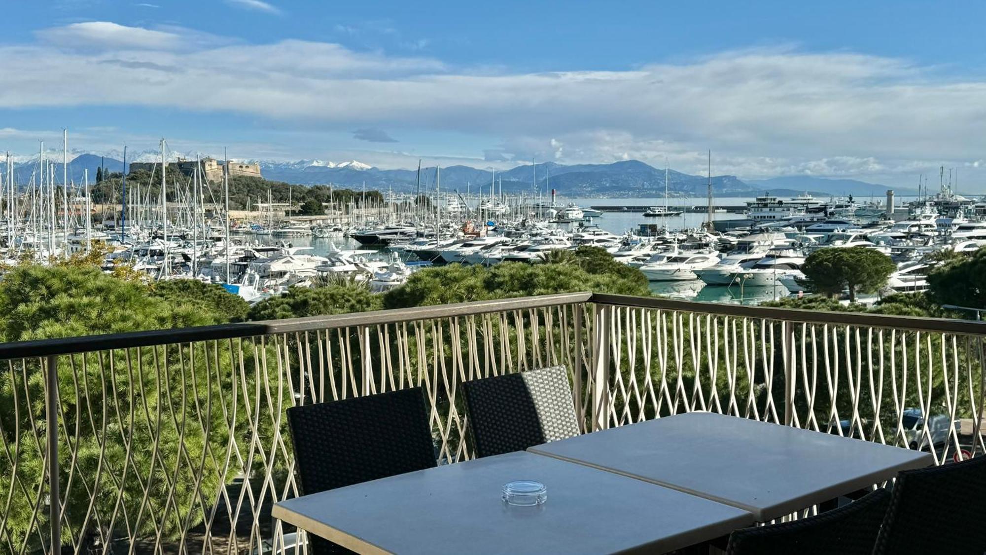 Penthouse Vue Mer Avec Rooftop,Jacuzzi,Et Parking Prive Αντίμπ Εξωτερικό φωτογραφία